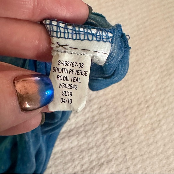 GapFit Breathe Reverse Tank Top – Royal Teal – Size Large - Picture 7 of 7